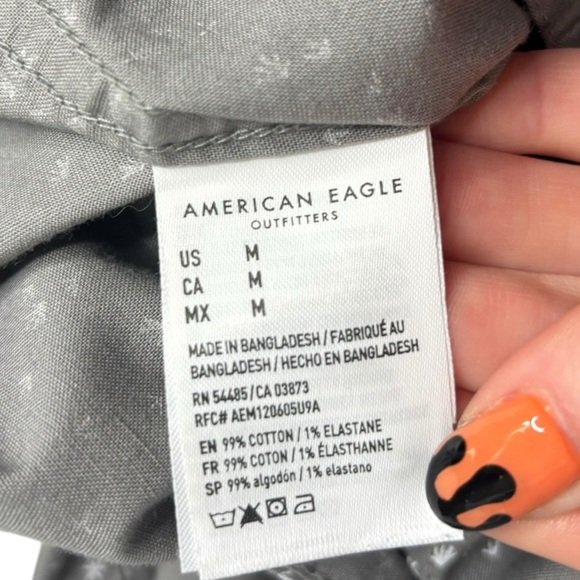 American Eagle Men’s Grey White Flex Short Sleeve Button Front Shirt Size Medium - Picture 5 of 11
